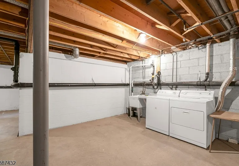 10 Shelley Pl — Photo 29