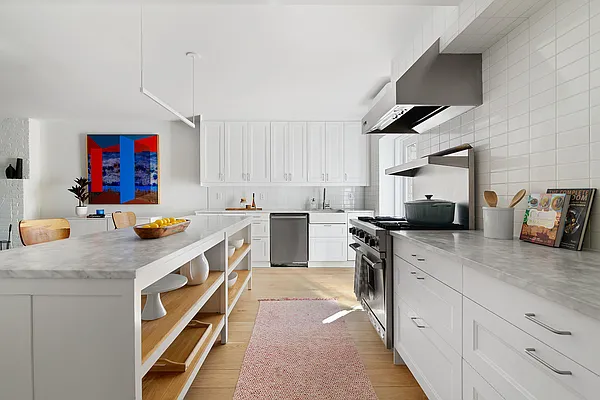 Sold by Compass | media 5