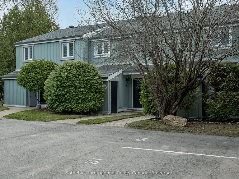 125 Fairway Cres #16 — Photo 21
