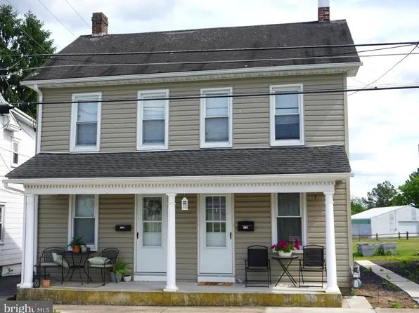 112 Cemetery St, Littlestown, PA 17340