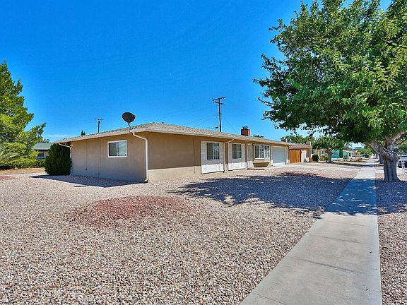 4th image of 15755 La Paz Dr