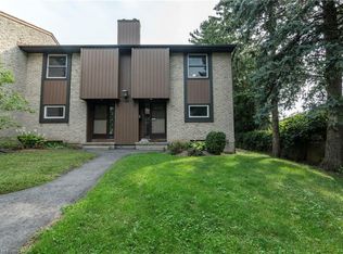 215 Glamis Rd #30, Cambridge, ON N1R6V8