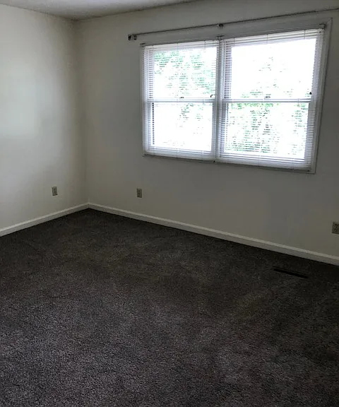 106 Summit Rd #D — Photo 9