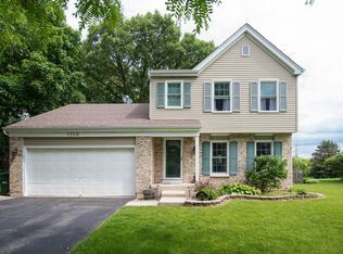 1150 Sumner Cir, Gurnee, IL 60031
