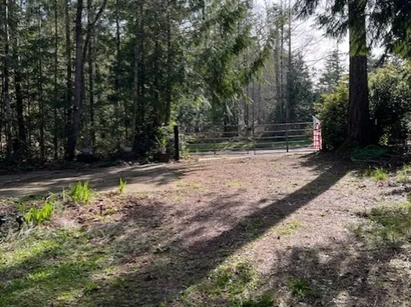 31 E Lakeshore Drive E, Shelton, WA 98584