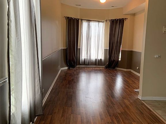 5th image of 319 S Homan Ave #1S