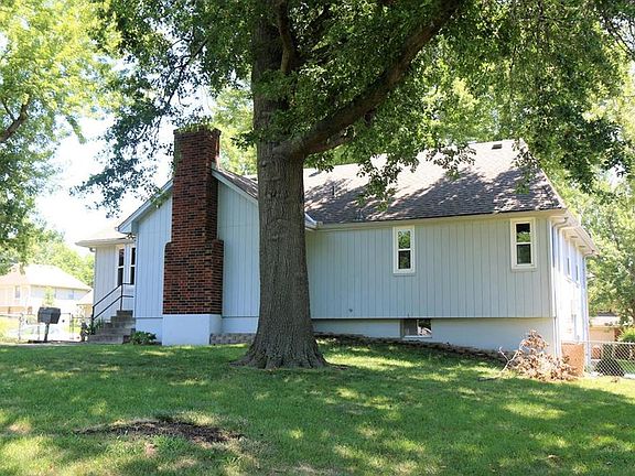 4th image of 8120 Kentucky Ave