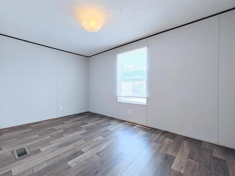 337 W Tower Ln — Photo 8