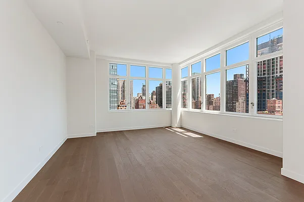 Rented by Compass | media 27