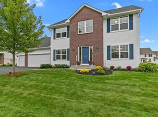 10193 Florida Cir, Brooklyn Park, MN 55445