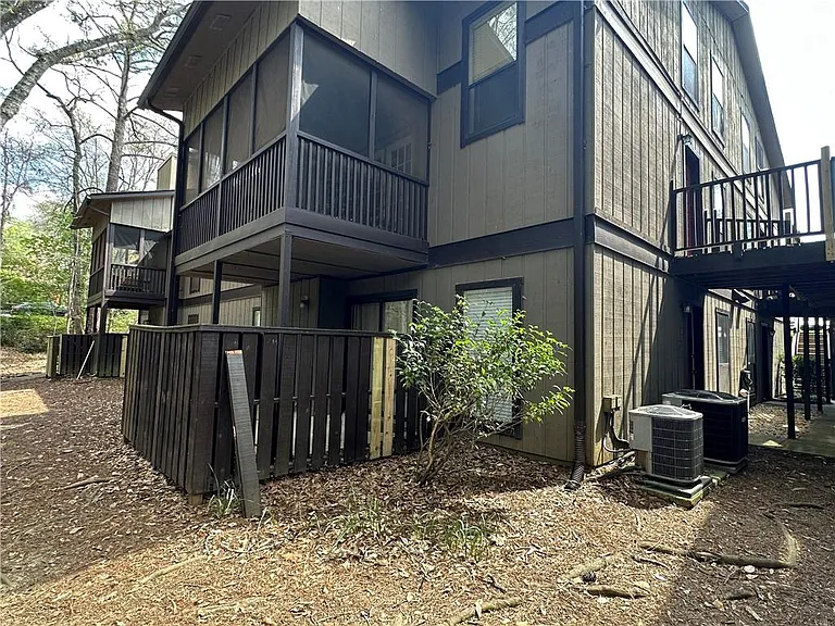 303 River Run Dr — Photo 32