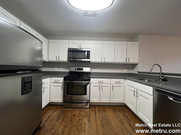 2nd image of 2217 N Clifton Ave APT 1E
