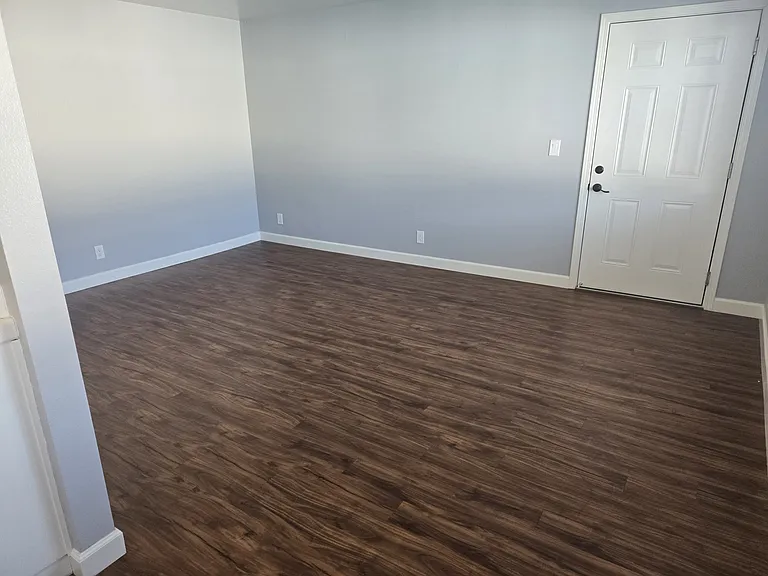 1241 Juniper Dr #C — Photo 8