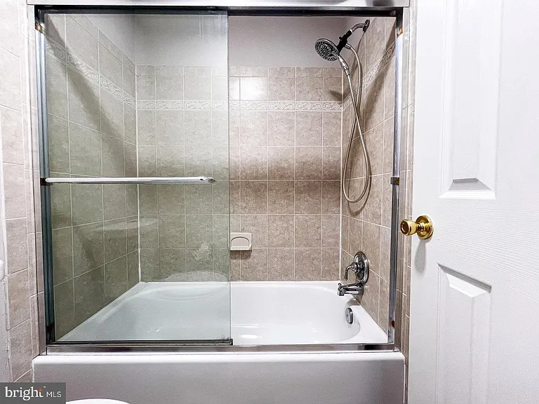 14913 Lear Ln — Photo 24