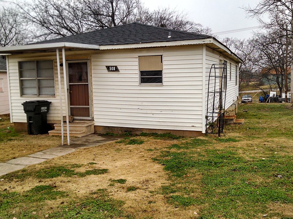 2nd image of 508 N 2nd St
