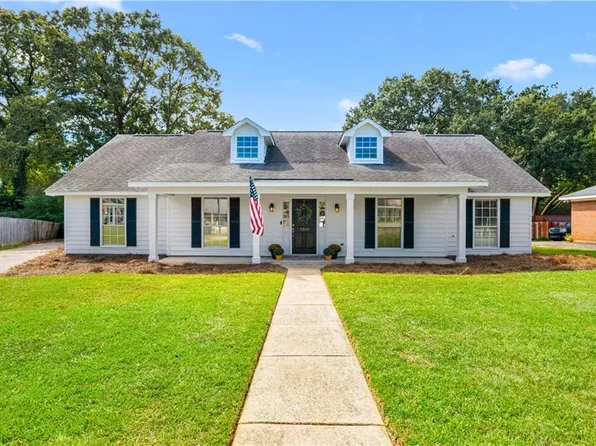 7305 Laurie Ct, Mobile, AL 36695
