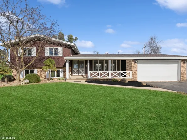 708 Porten Rd, McHenry, IL 60051