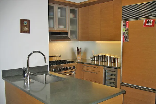 Rented by Corcoran | media 29