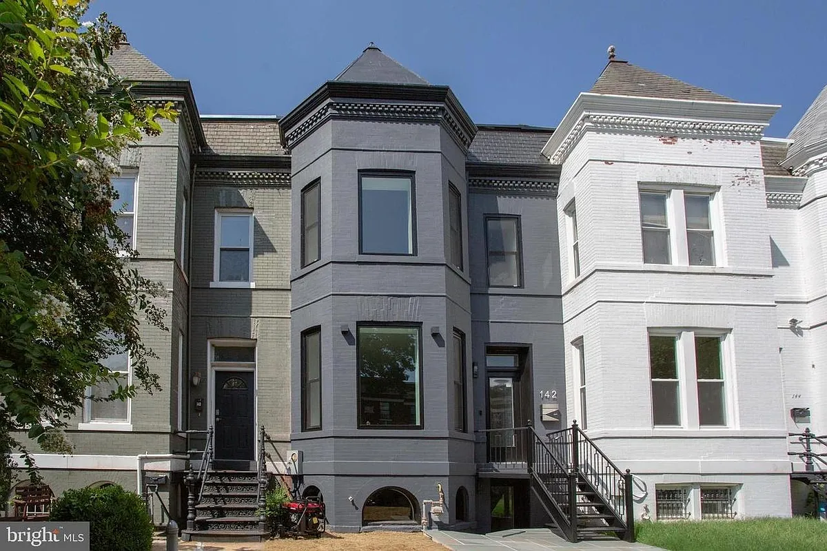 Building Photo - 142 R St NE
