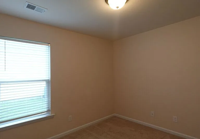 44 Hawkhorn Ct — Photo 15
