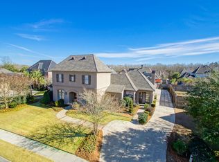 214 Pecan Meadow Dr, Baton Rouge, LA 70810