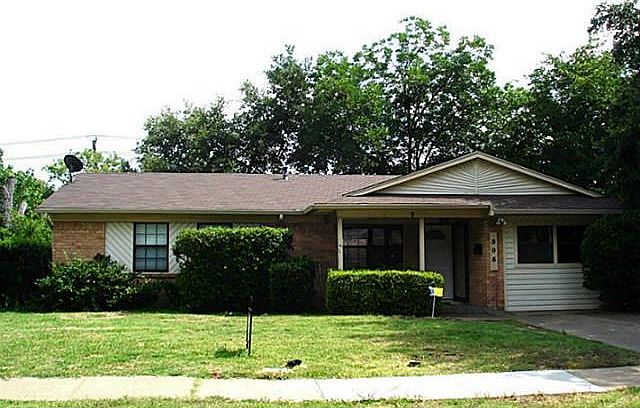 1st image of 505 Sparks Dr