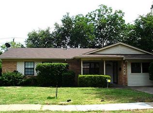 505 Sparks Dr, Grand Prairie, TX 75051