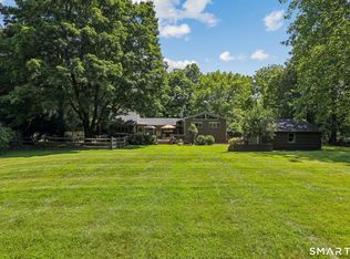161 Old Stagecoach Rd, Ridgefield, CT 06877