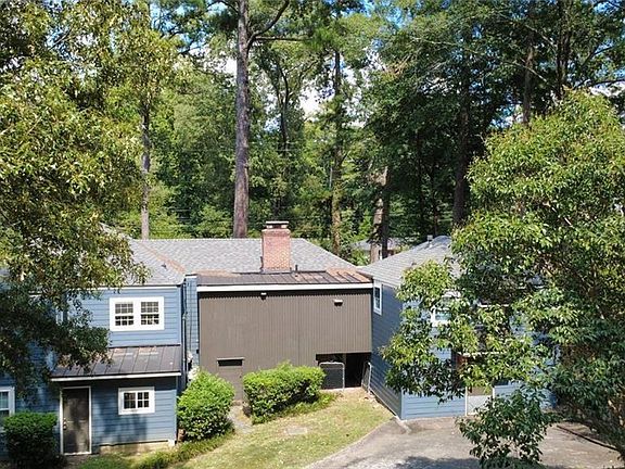 5th image of 1270 Woods Cir NE #1