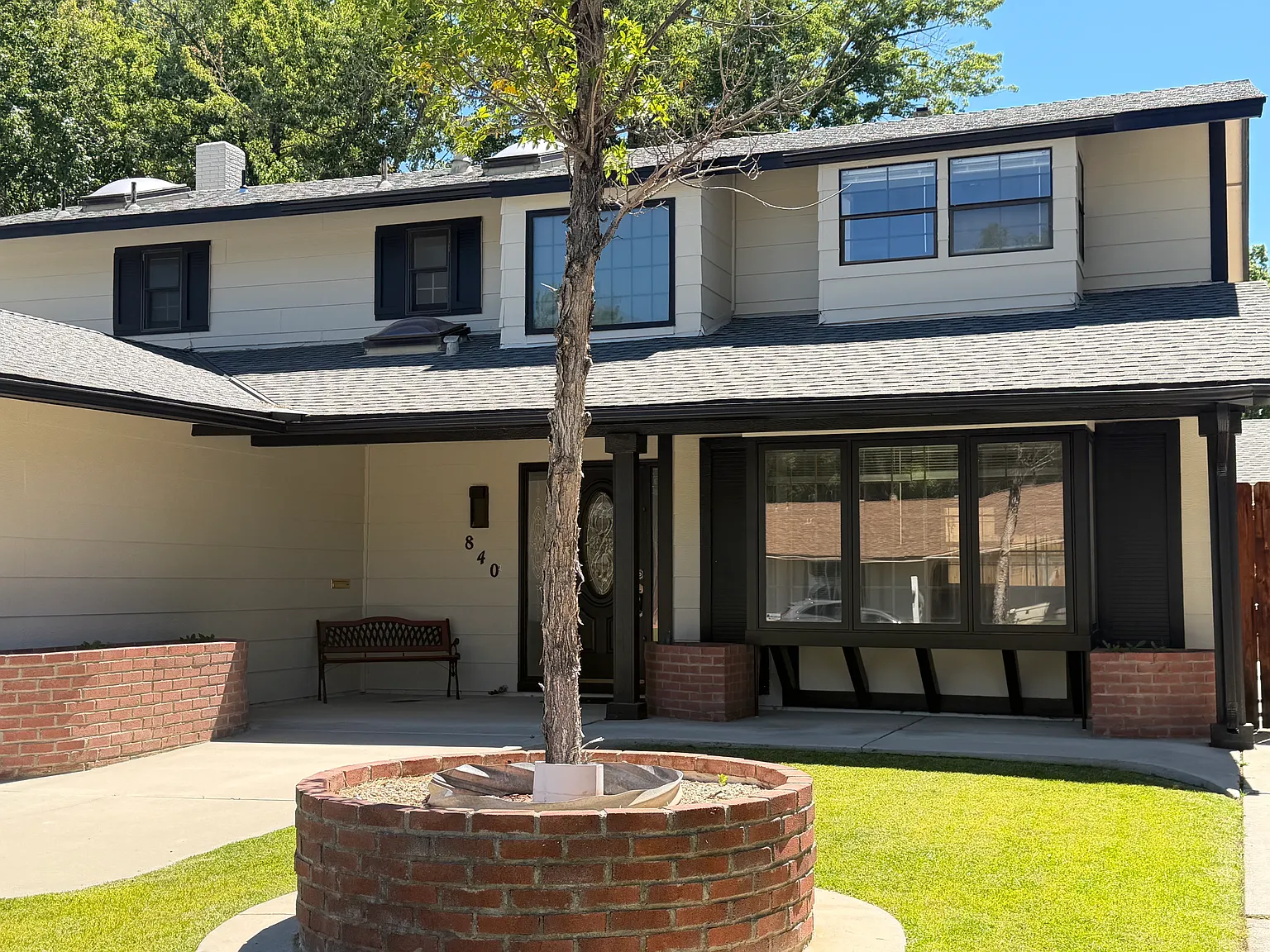 5 bed, 3.5 bath, 3063 sqft, $3,900 — Photo 1
