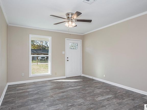 4th image of 206 Linda Dr