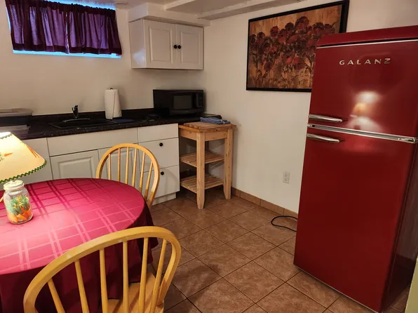 1220 N Stafford St, Arlington, VA 22201