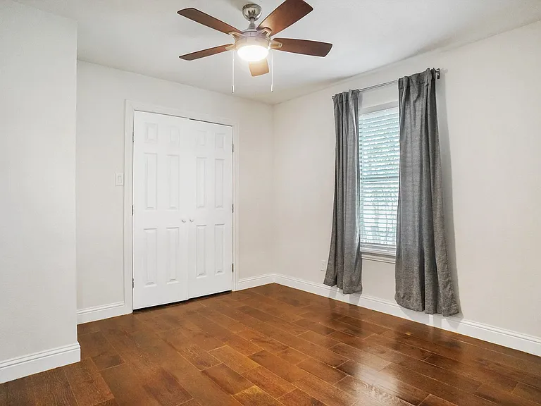 617 Park St — Photo 14