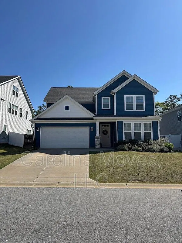 3 bed, 2.5 bath, 2972 sqft, $2,199 — Photo 2