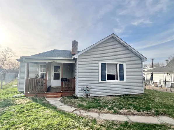1515 Vermont St, Hannibal, MO 63401