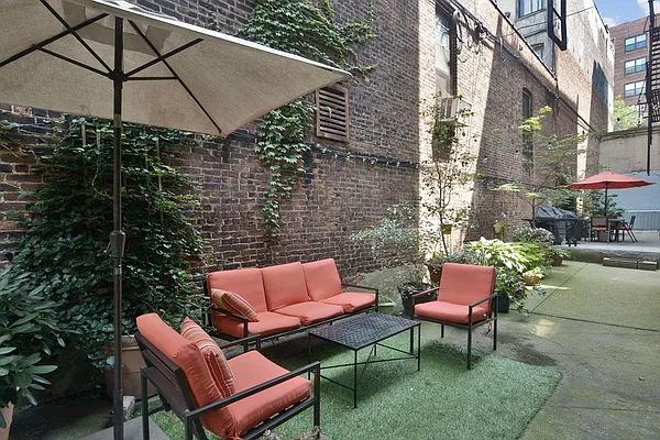 Sold by Keller Williams Realty Empire | media 15
