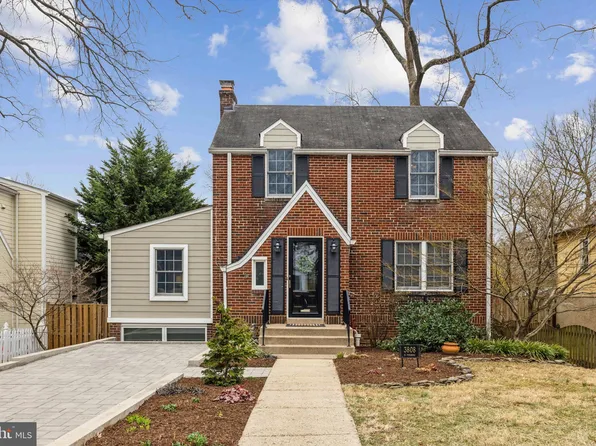 3808 N Pershing Dr, Arlington, VA 22203