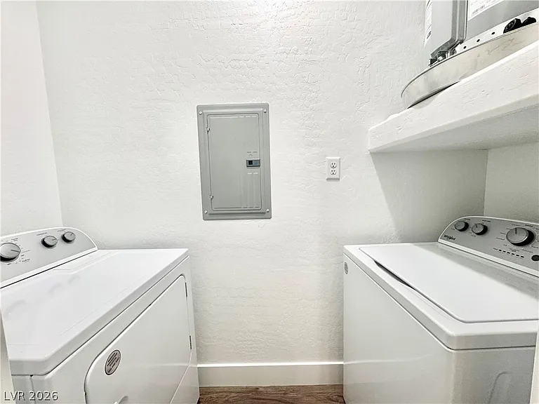 1401 Ogallala St #4 — Photo 13