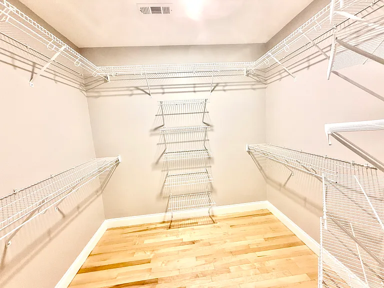 2041 English Ln — Photo 67