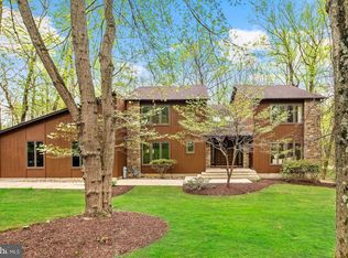 1 Chellis Ct, Owings Mills, MD 21117