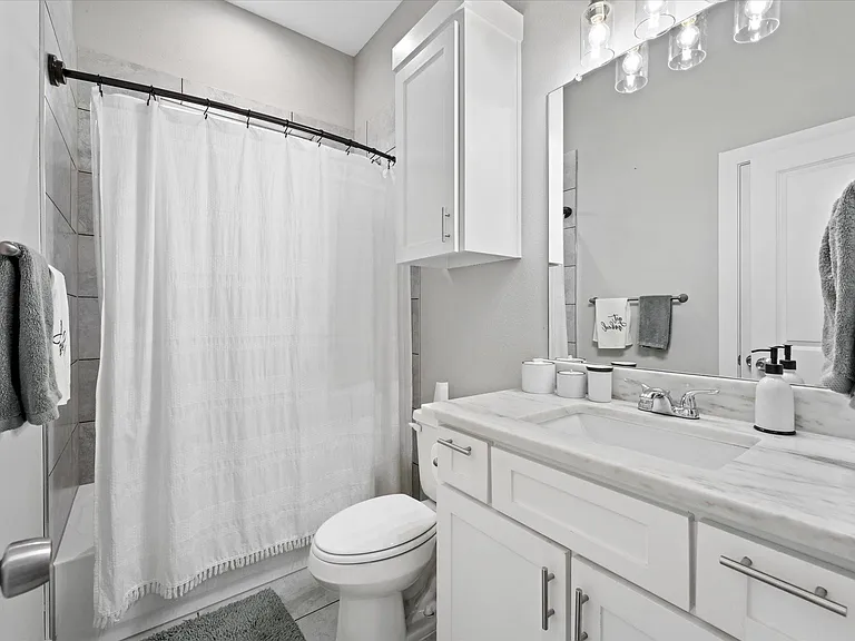 4520 Garrison St — Photo 10