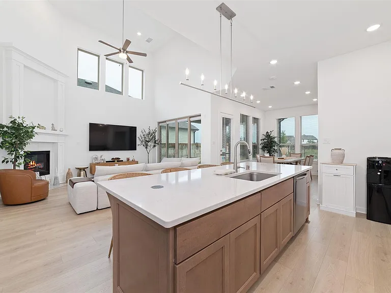 24711 Hibiscus Garden Way — Photo 19