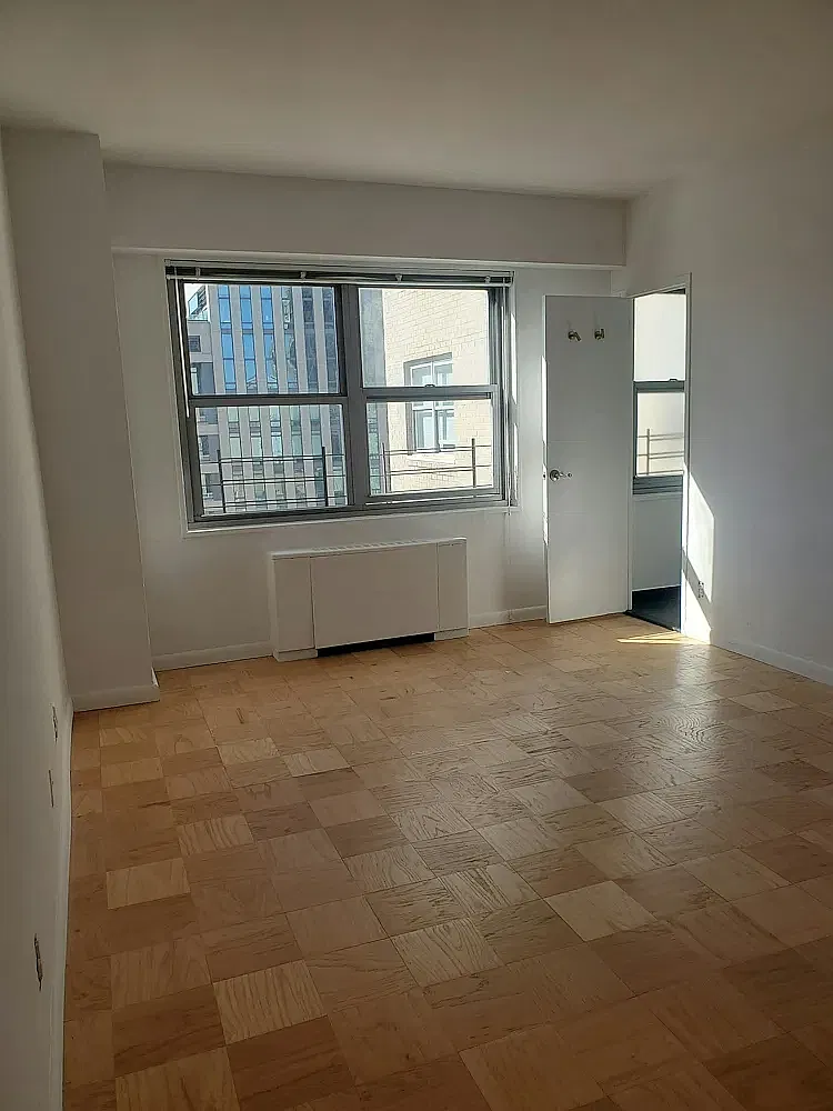 200 East 64th Street — Photo 1