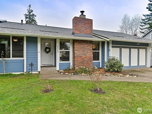 3rd image of 2313 Ponderosa Drive SE