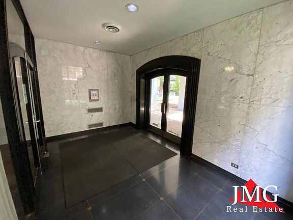4th image of 1616 Hinman Ave #2