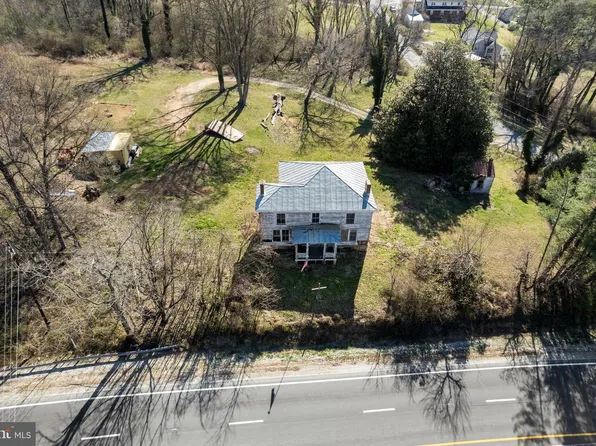 31 Orchard Rd, Lovingston, VA 22949