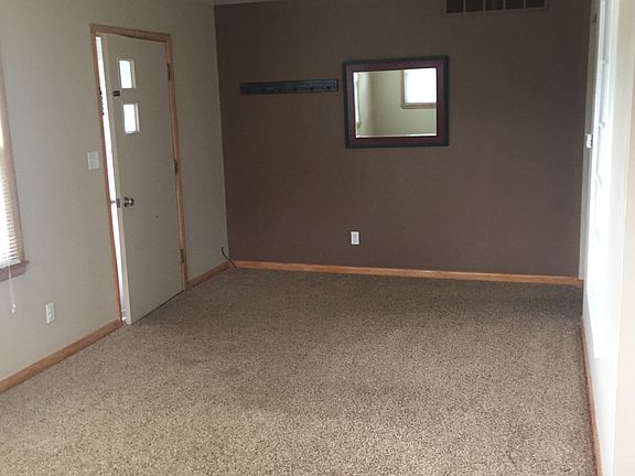 3rd image of 116 S Canyon Rd