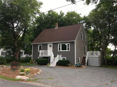 77 Congdon St, Narragansett, RI, 02882