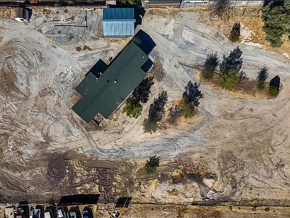 5th image of 1301 E Manse Rd