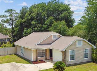 145 Lakeside Cir, Sanford, FL 32773